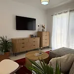 Stylish One Bedroom Apartment At Paphos Harbour